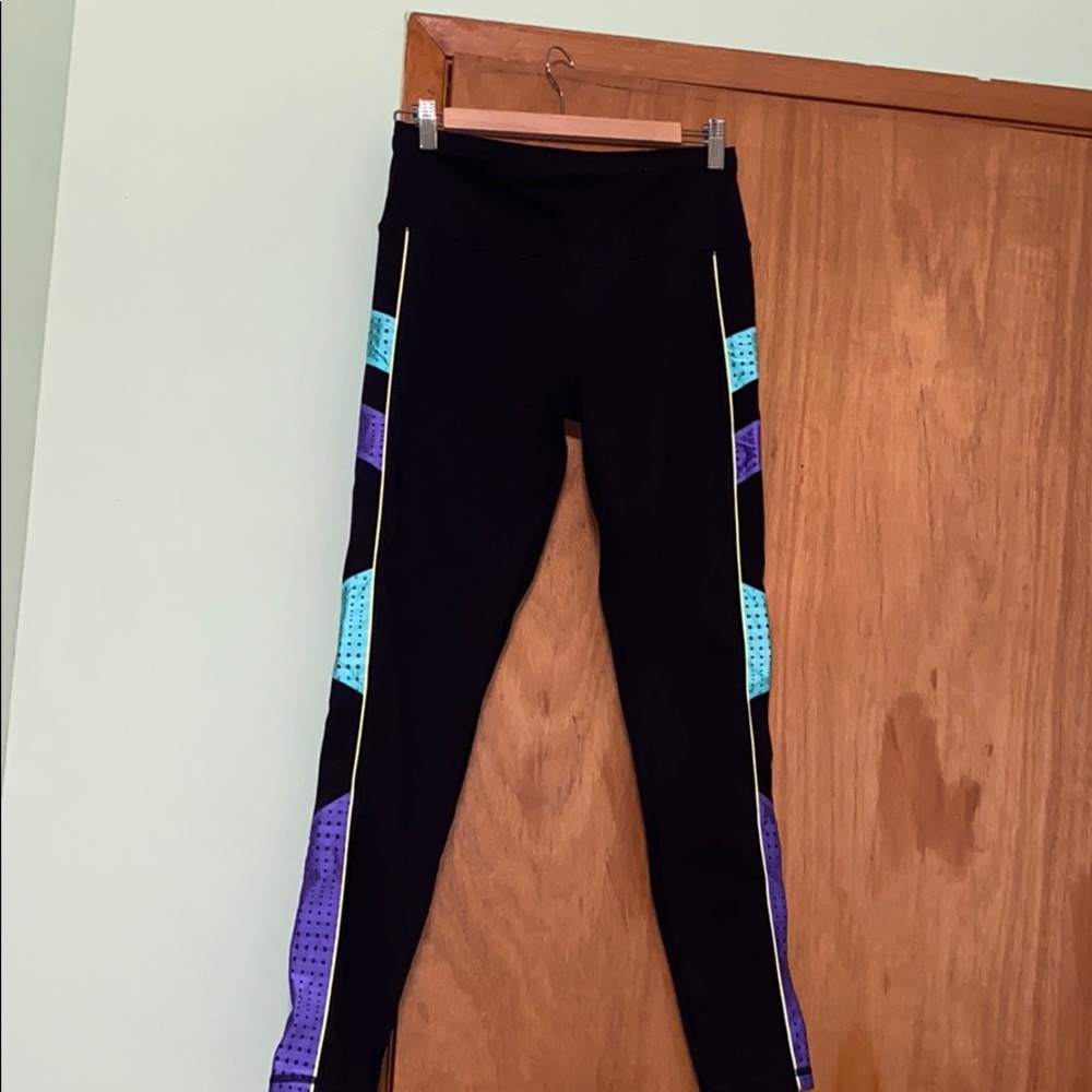 Victoria’s Secret Workout Legging size M